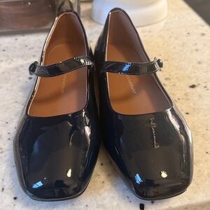 Navy blue  Patent Leather Kids Dress Shoes classic French mary Jane’s.